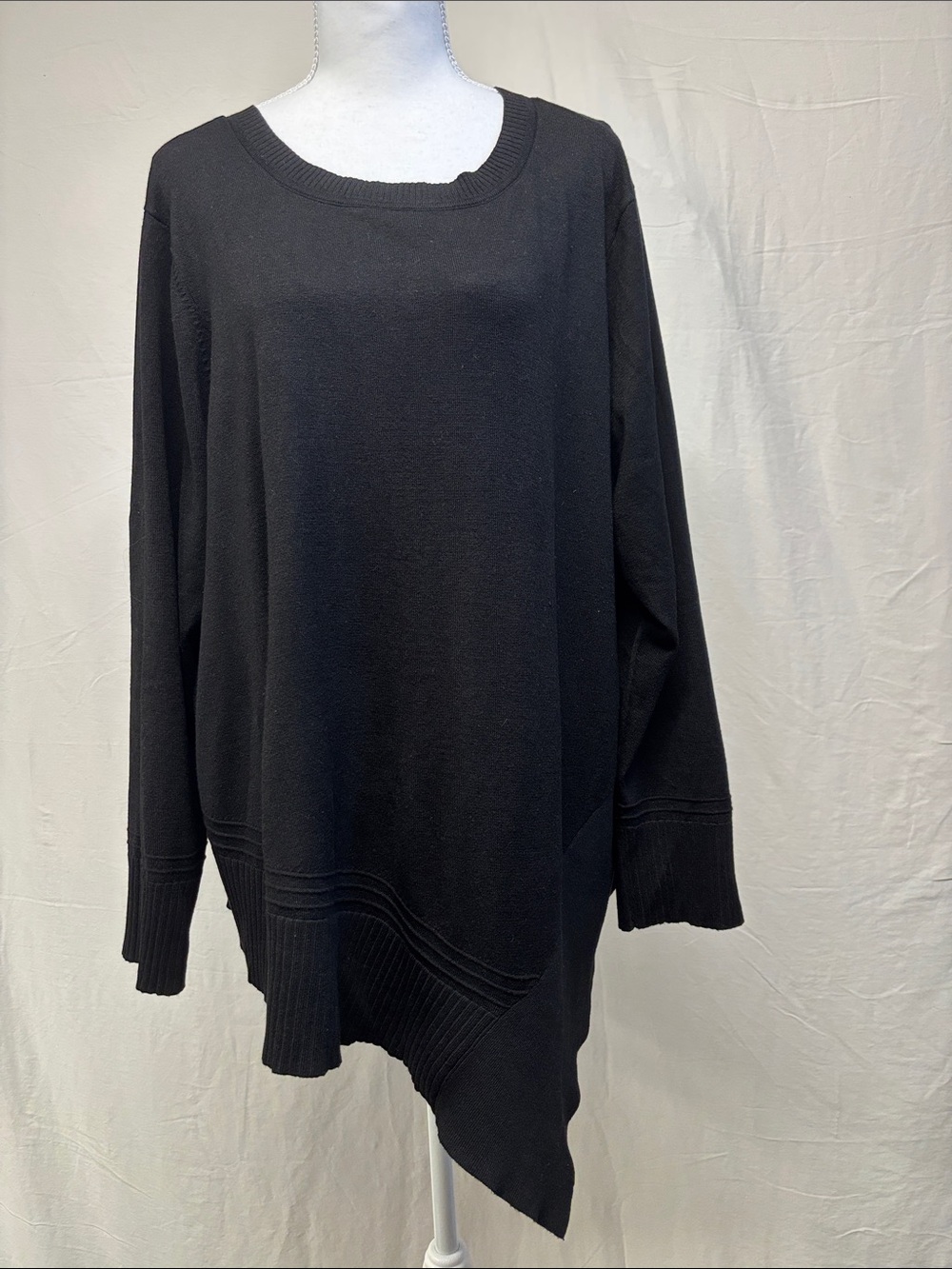 Asymmetric Hem Black Crewneck Sweater